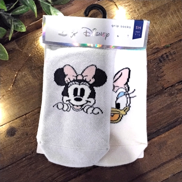 Disney Grip Socks - Picture 1 of 3